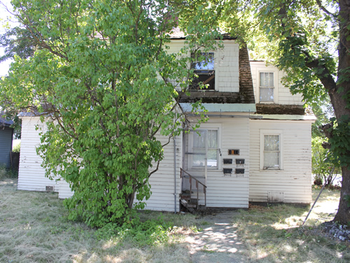 An exterior picture of the four-plex on 328 S. Lilly, Moscow ID 83843
