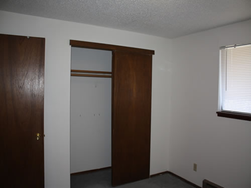 A two-bedroom at The Olympus Plus Apartments, 1200 Hillsided Circle in Pullman, Wa