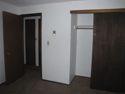 A three-bedroom apartment at the 1270 Hillside Drive, Upper Unit, Pullman WA 99163