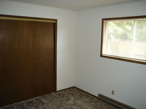 Picture of apartment 13, a two-bedroom at The Valley View Apartments, 1425 Valley Road, Pullman, Wa