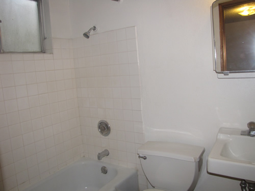 A one-bedroom at The Notus Apartments, 200 Lauder Av., apt.13, Moscow Id 83843