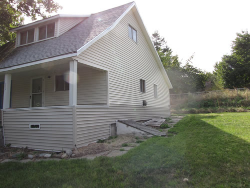 An exterior picture of the house on 207 N. Asbury in Moscow, Id