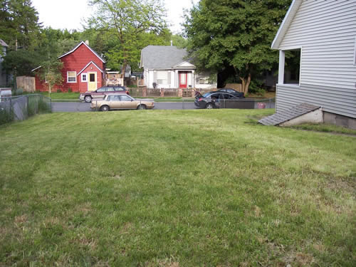 An exterior picture of the house on 207 N. Asbury in Moscow, Id