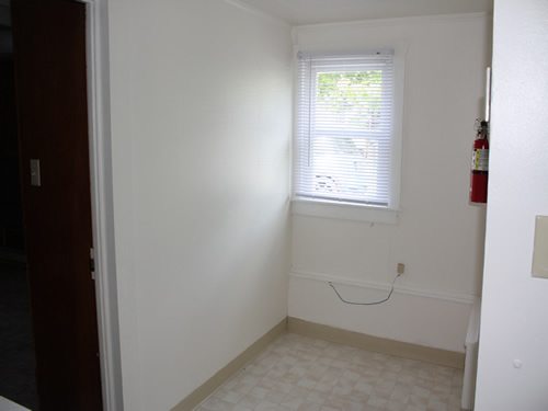 A one-bedroom apartment at 317 Spotswood Street, #2