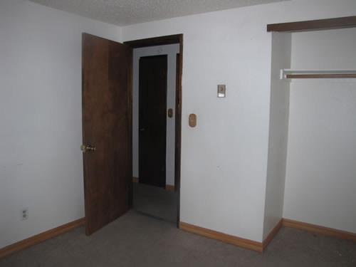 A three-bedroom apartment at The 1270 Hillside Duplex, Lower, Pullman WA 99163