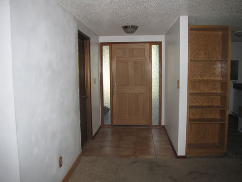 A three-bedroom apartment at The 1270 Hillside Duplex, Lower, Pullman WA 99163