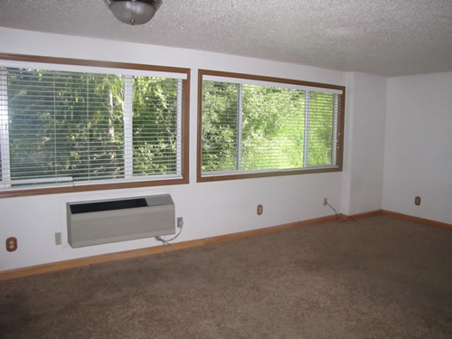 A three-bedroom apartment at The 1270 Hillside Duplex, Lower, Pullman WA 99163