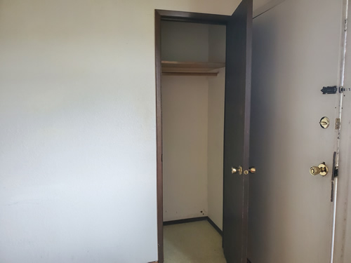 Coat closet