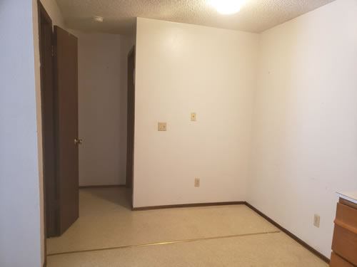 A one-bedroom at THE GLENDIMER 4 APARTMENTS, 1445 Turner Dr., #2, Pullman WA 99163