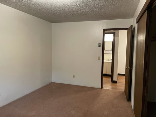 A one-bedroom at THE GLENDIMER 4 APARTMENTS, 1445 Turner Dr., #2, Pullman WA 99163