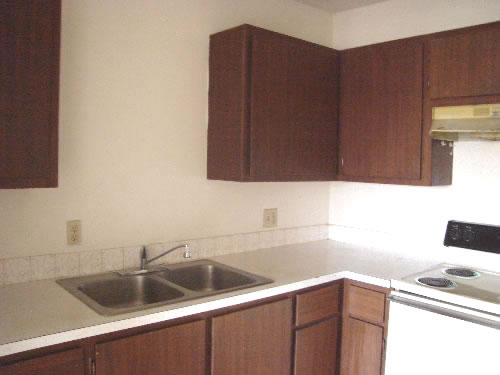 Picture of apartment 13, a one-bedroom at The Cougar Apartments, in Pullman, Wa