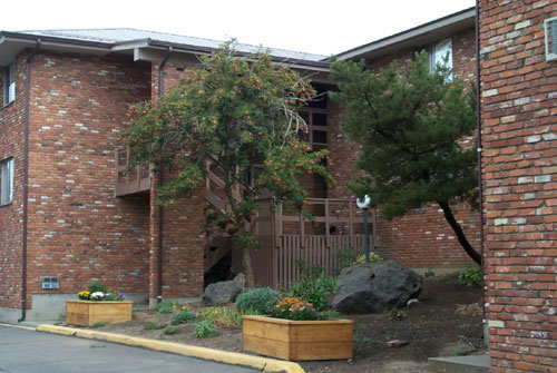 Exterior picture of THE WEST VIEW TERRACE APARTMENTS: 1130, 1134, 1138, 1142, 1146 Markley Drive; Pullman, Wa